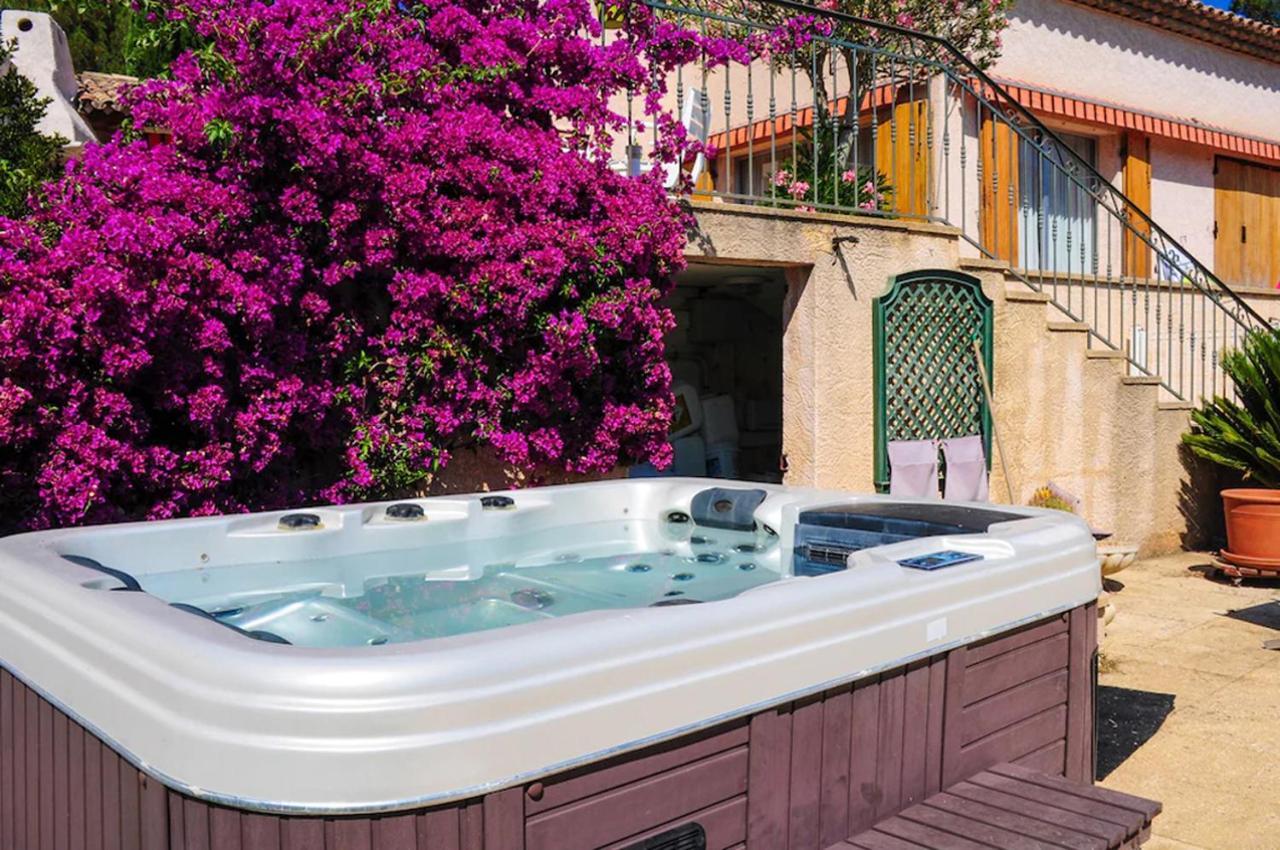 La Villa Romeo, Piscine Et Spa แซ็งต์-แมกซีม ภายนอก รูปภาพ