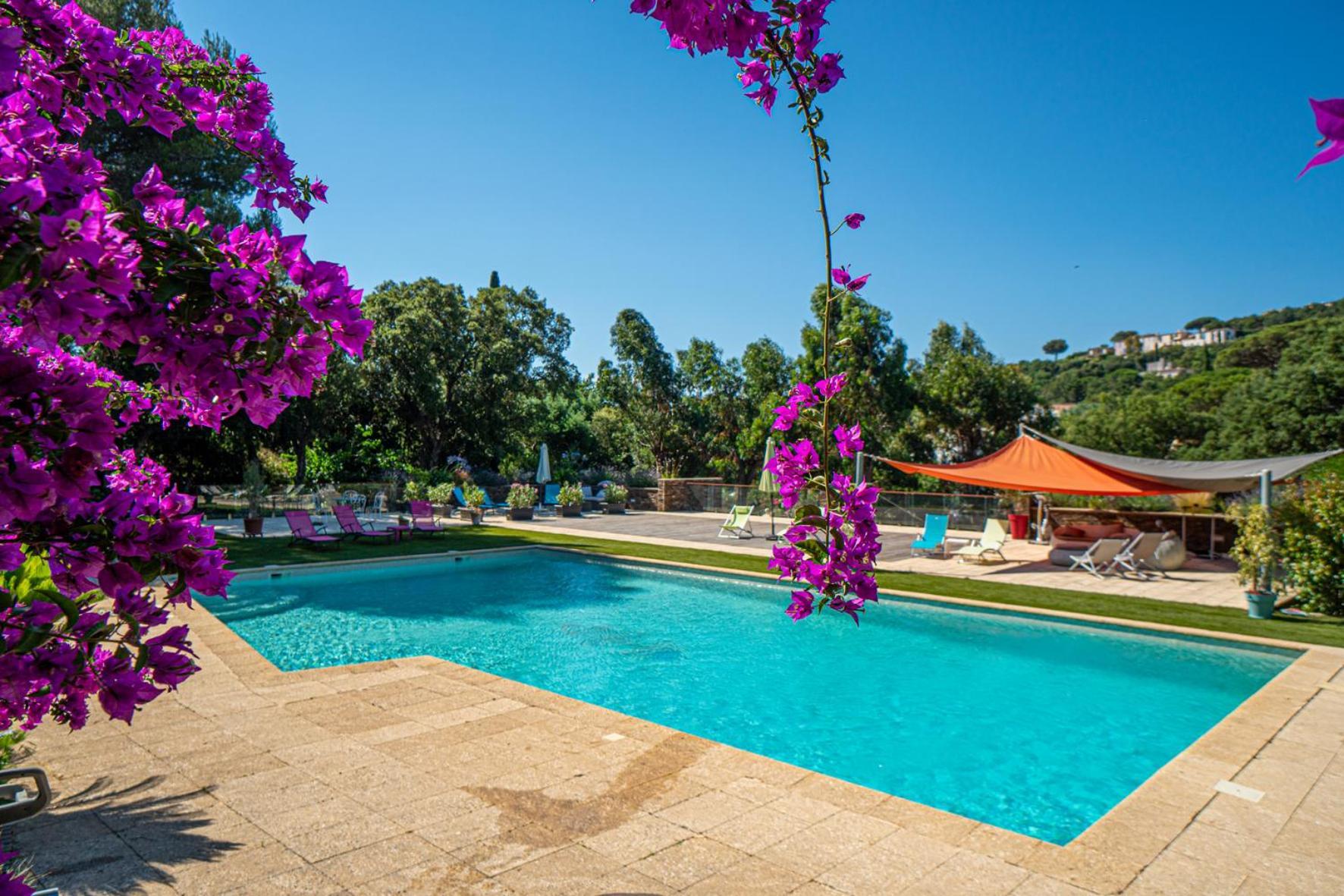 La Villa Romeo, Piscine Et Spa แซ็งต์-แมกซีม ภายนอก รูปภาพ